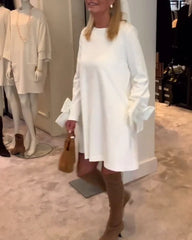 Nia – Elegant Bow-Sleeve Mini Dress