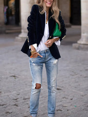 Savannah – Elegant Velvet Blazer