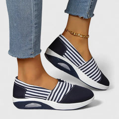 Jean – Striped Slip-On Sneakers