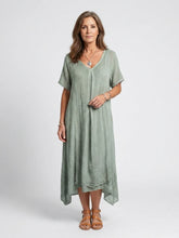 Marianne | Short Sleeve V Neck Midi Dress