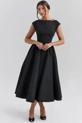 Lumi – Backless Dropped Shoulder Dress