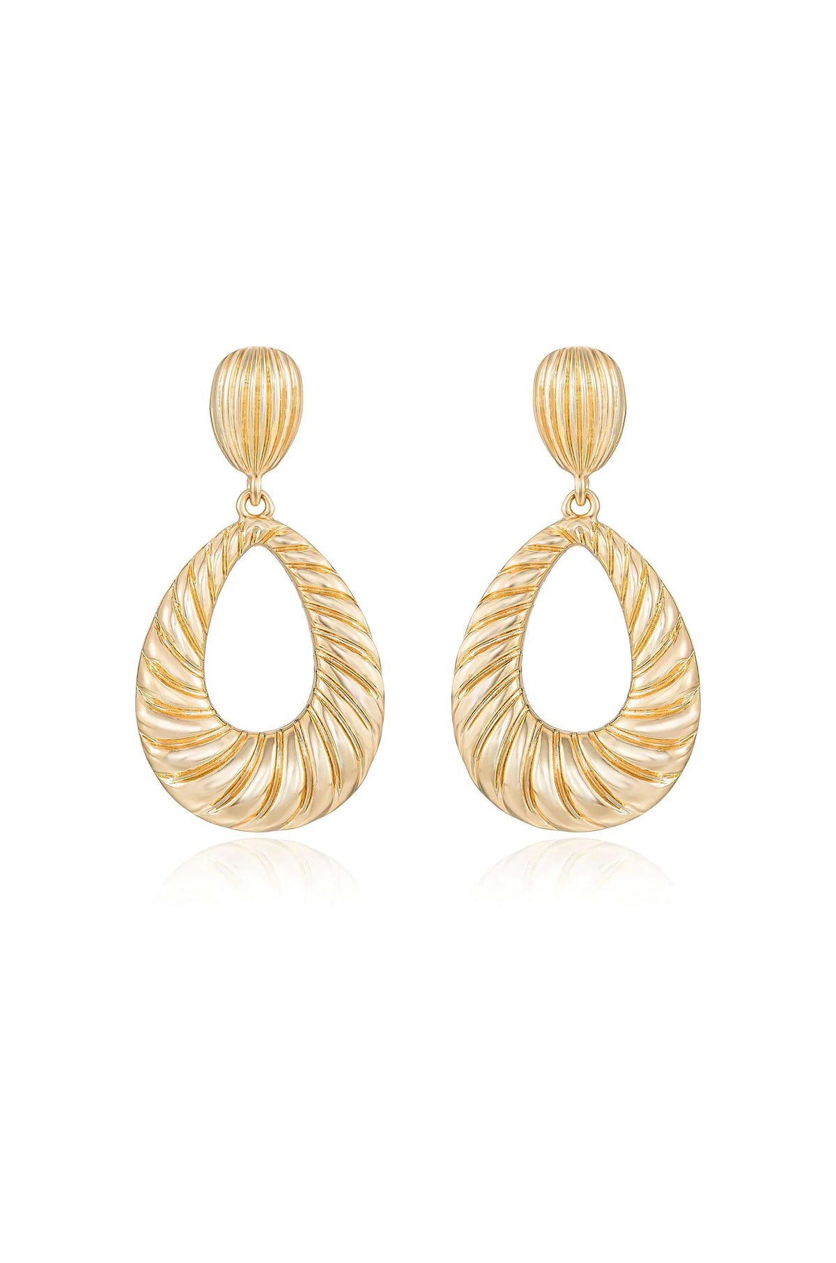 Teardrop Wave Detailed Earrings