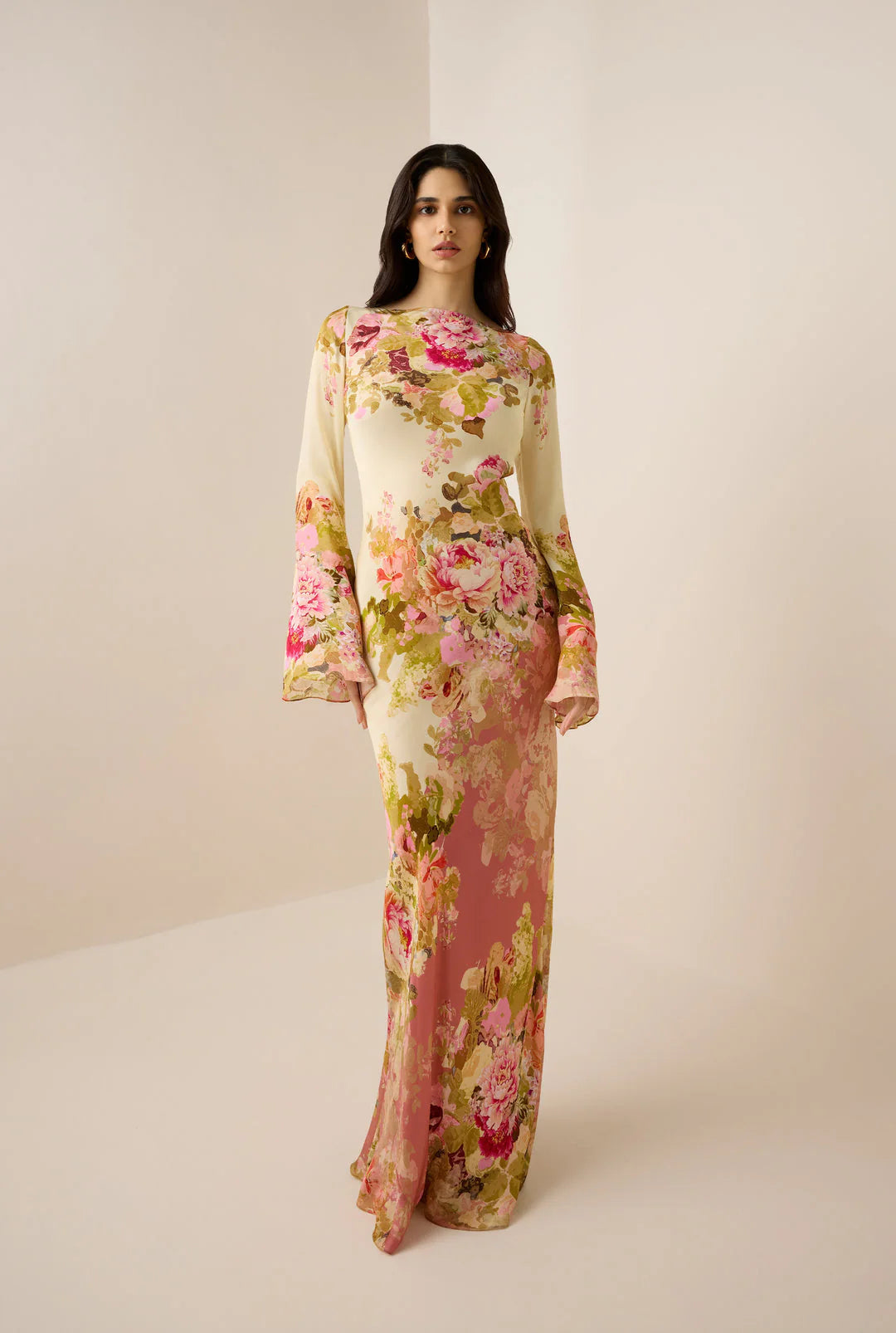 Alina – Romantic Floral Glide Dress