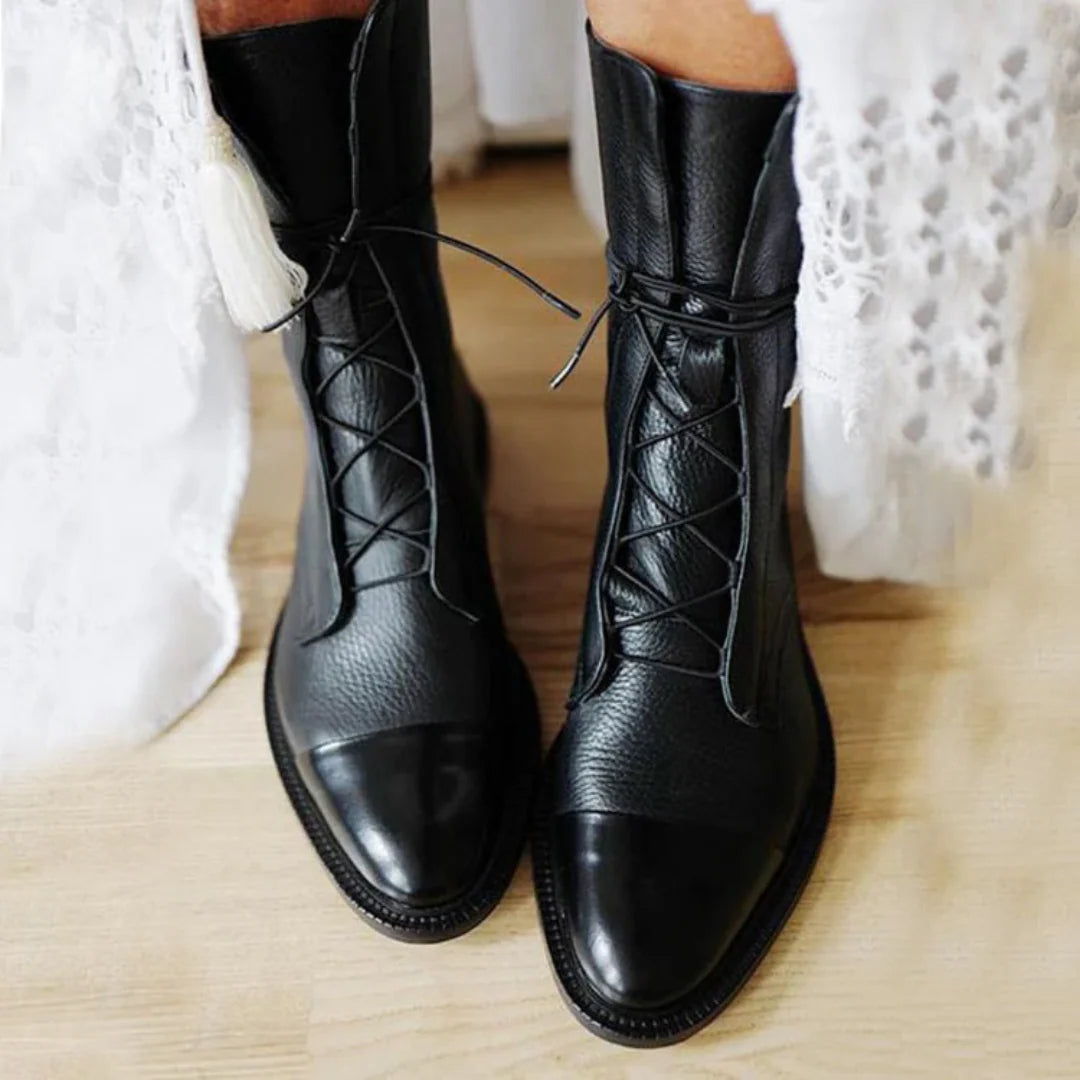 Mila – Elegant Lace-Up Ankle Boots