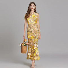 Solara - Floral Finesse Dress