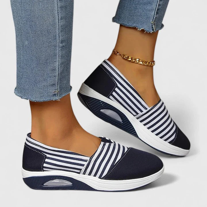 Jean – Striped Slip-On Sneakers